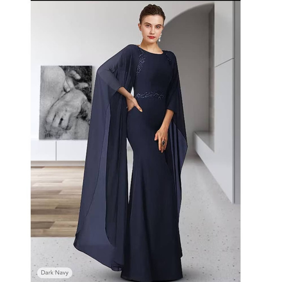 Elegant Dark Navy Evening Gown - Picture 1 of 15